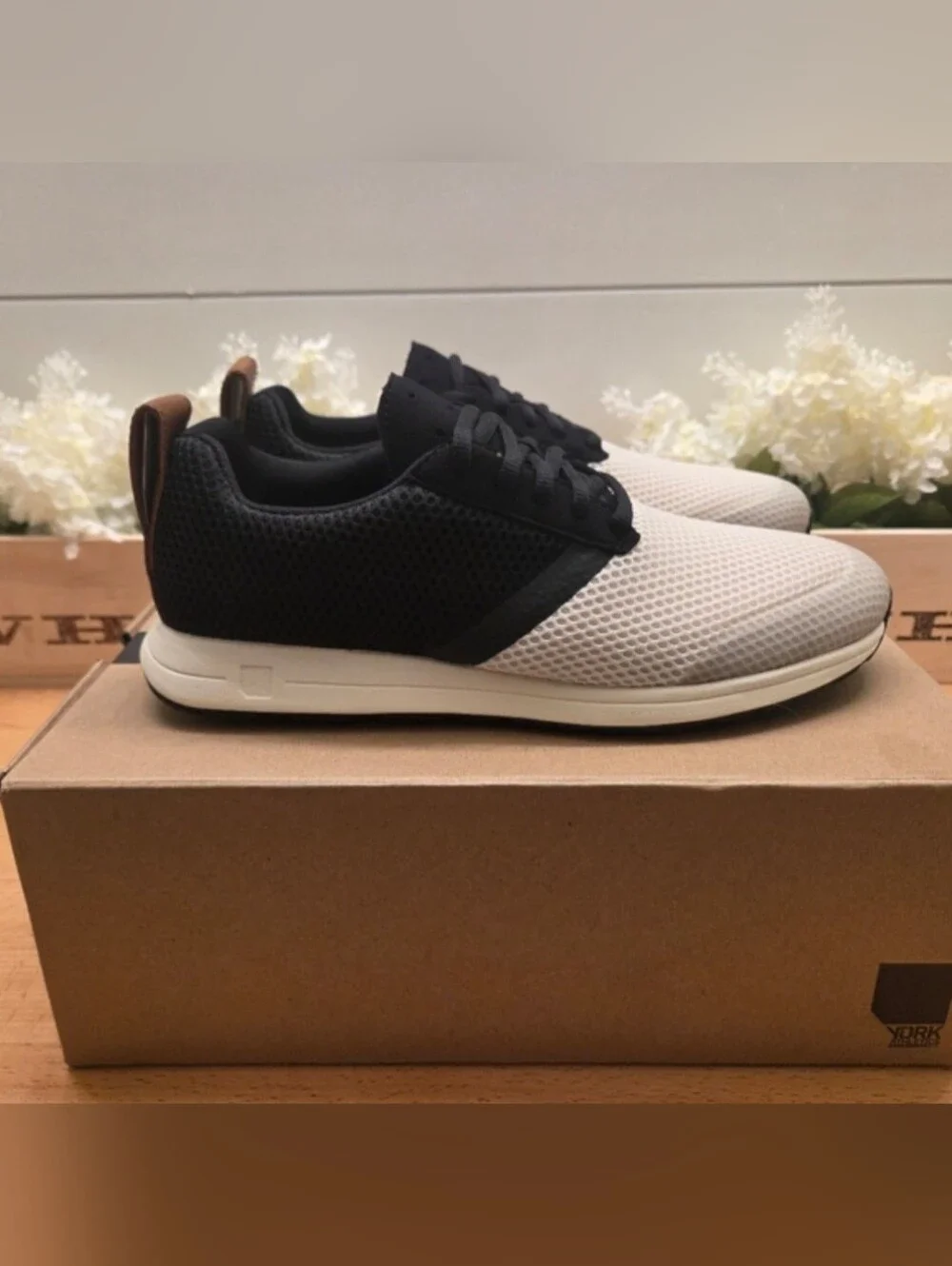 York Athletics Henry Runner Mesh Unisex Sneakers  Blk/Wht/Tan Women 9.5 Or Men 8